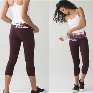 LuluLemon *SE Wunder Under Crop 21” Bordeaux/Wine